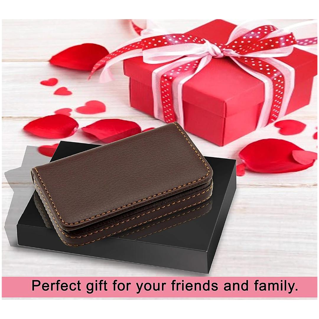 Cubic Card Holder | Stores 20 Cards | Magnetic Closure